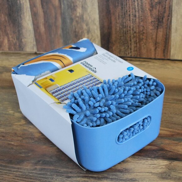 NWT 15 Piece Room Essentials Shower Curtain Bath Bundle with Storage Basket - Picture 2 of 2